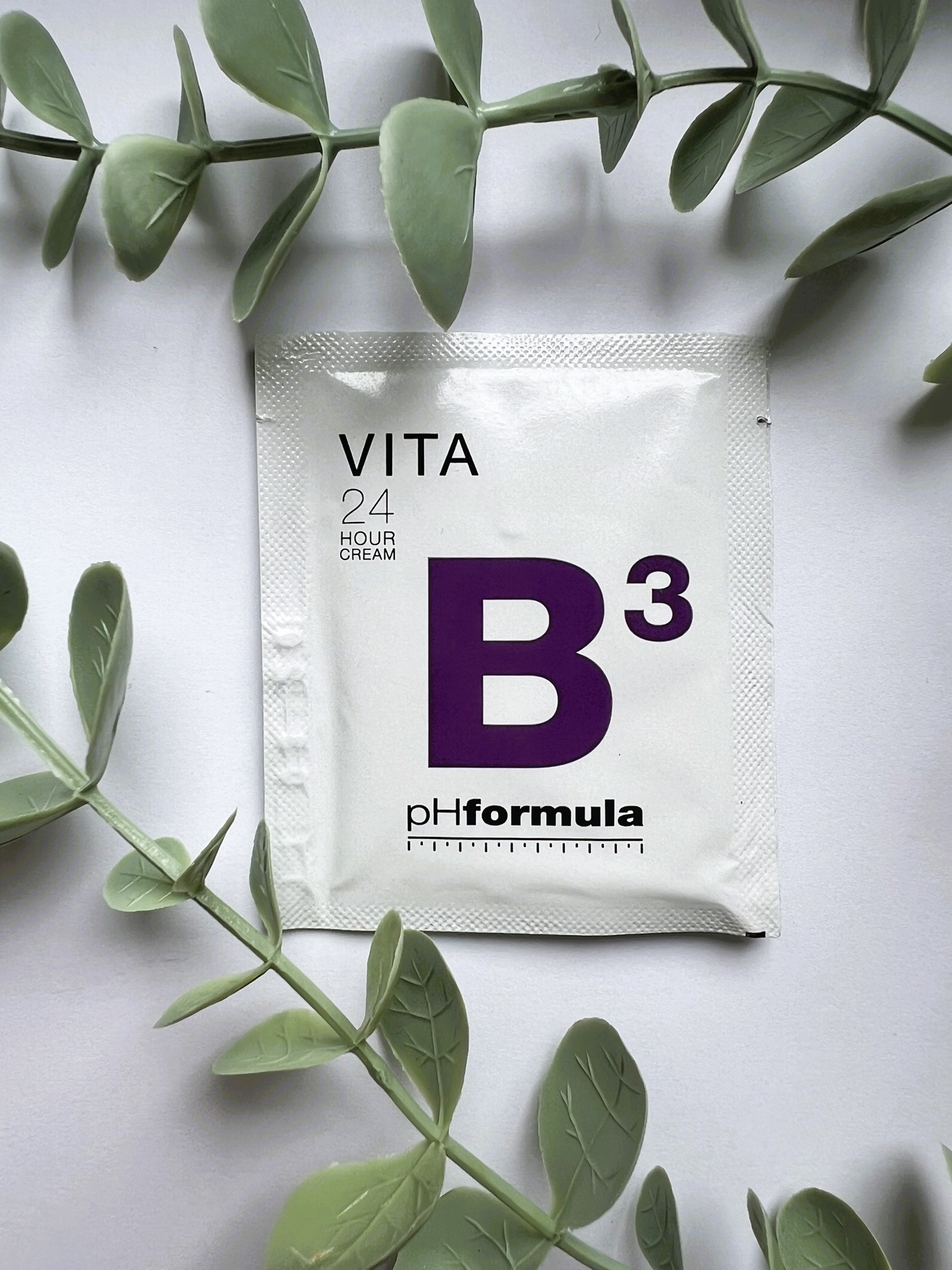 Phformula V I T A  B3 24 Hour Cream Vareprøve 2 Ml